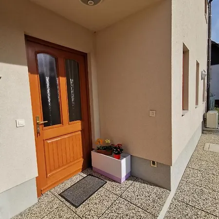 Apartment Apartma Jowz *